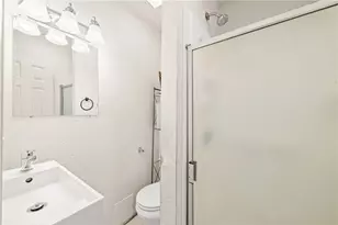 816 W G, Ontario, CA 91762 - Photo 18