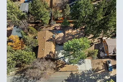 627 Sunset Lane, Sugarloaf, CA 92386 - Photo 32