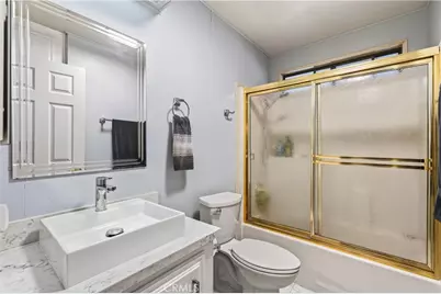 1300 W Menlo #163, Hemet, CA 92543 - Photo 30