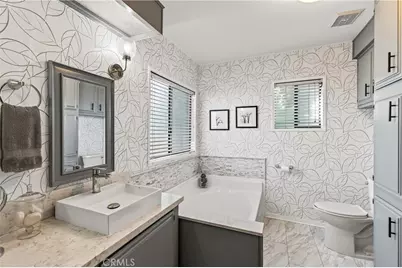 1300 W Menlo #163, Hemet, CA 92543 - Photo 26