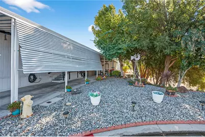 1300 W Menlo #163, Hemet, CA 92543 - Photo 36