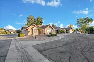 1443 Bunker Hill, San Jacinto, CA 92583 - Photo 8