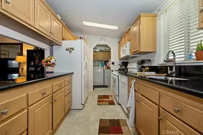 27601 Sun City Boulevard #153, Sun City, CA 92586 - Photo 14