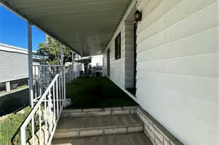 881 N Lake, Hemet, CA 92544 - Photo 2