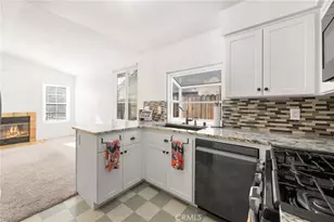 39795 Old Carriage, Murrieta, CA 92563 - Photo 18