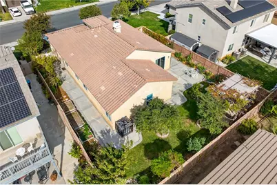 31619 Umbria Lane, Winchester, CA 92596 - Photo 8