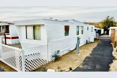 6426 Valley View Street #9, Joshua Tree, CA 92252 - Photo 2