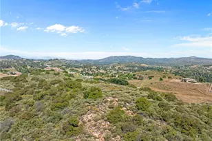 1 Avenida La Cresta, Murrieta, CA 92562 - Photo 10