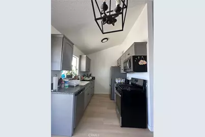 11013 Rome Beauty, California City, CA 93505 - Photo 16