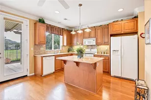 8061 Mickelson Way, Hemet, CA 92545 - Photo 12