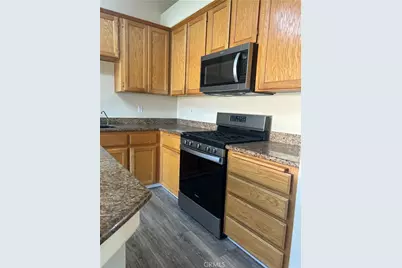 10622 Yosemite Falls Avenue, Bakersfield, CA 93312 - Photo 44