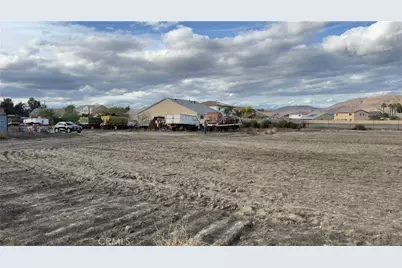 669 N Lyon, San Jacinto, CA 92582 - Photo 1
