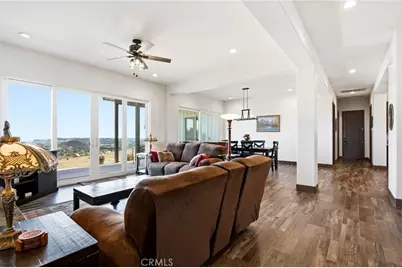 39472 Vista Del Bosque, Murrieta, CA 92562 - Photo 6