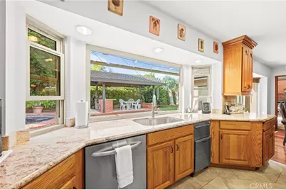 12911 Dean, Santa Ana, CA 92705 - Photo 16