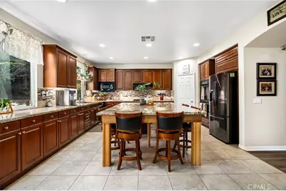 22862 Montanya, Murrieta, CA 92562 - Photo 16