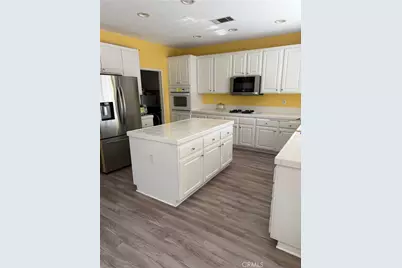 13571 Canyon Crest, Eastvale, CA 92880 - Photo 6