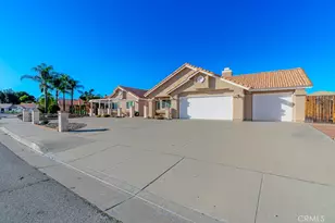 1547 E Beringer, San Jacinto, CA 92583 - Photo 2