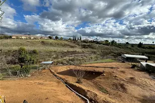 33817 Liberty Rd, Yucaipa, CA 92399 - Photo 32