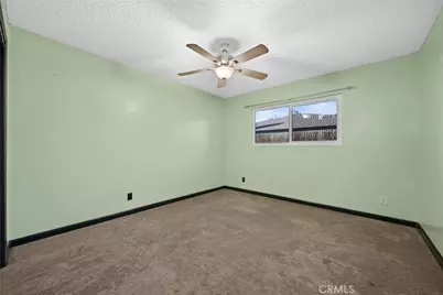 409 Borman Avenue, Bakersfield, CA 93308 - Photo 40