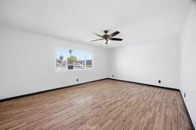 409 Borman Avenue, Bakersfield, CA 93308 - Photo 14