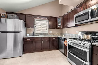 3496 Briarvale Street, Corona, CA 92879 - Photo 10