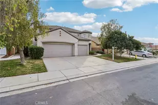 27741 Elderberry St, Murrieta, CA 92562 - Photo 2