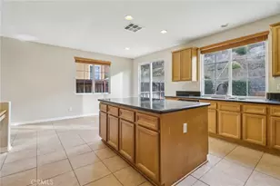 27741 Elderberry St, Murrieta, CA 92562 - Photo 16