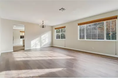 27741 Elderberry Street, Murrieta, CA 92562 - Photo 4