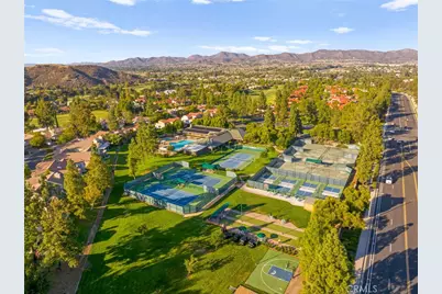 38521 Glen Abbey, Murrieta, CA 92562 - Photo 46