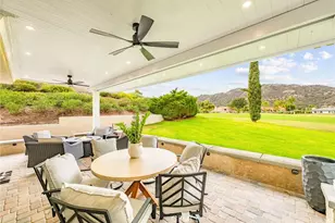 38521 Glen Abbey, Murrieta, CA 92562 - Photo 10