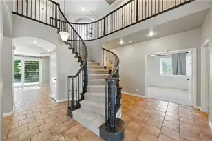 23549 Bending Oak Ct, Murrieta, CA 92562 - Photo 8