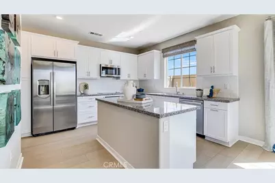 1132 Thunderchief Lane, Rialto, CA 92376 - Photo 2