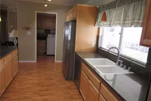 27701 Murrieta Road, Menifee, CA 92586 - Photo 16