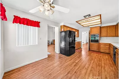 1137 Avenida Roundelay, San Jacinto, CA 92583 - Photo 18