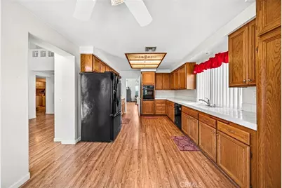 1137 Avenida Roundelay, San Jacinto, CA 92583 - Photo 14