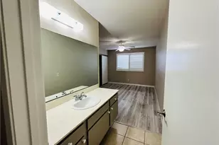 444 E Thornton, Hemet, CA 92543 - Photo 8
