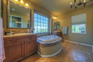 37775 Via Baya, Murrieta, CA 92562 - Photo 42