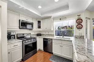 39672 Maple Leaf Ct, Murrieta, CA 92563 - Photo 22