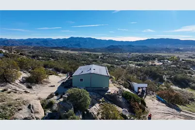 42475 La Brinia, Anza, CA 92539 - Photo 18