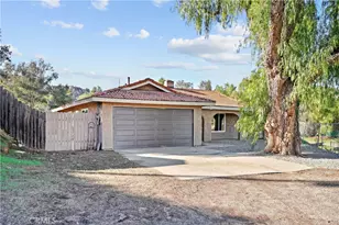 17551 Holden, Perris, CA 92570 - Photo 2