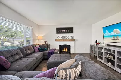 10022 Chula Vista Way, Riverside, CA 92503 - Photo 6