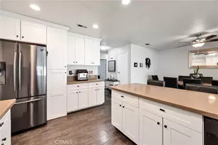 10022 Chula Vista Way, Riverside, CA 92503 - Photo 14