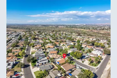 10022 Chula Vista Way, Riverside, CA 92503 - Photo 34