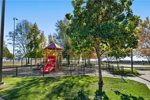 38551 Tranquila Ave, Murrieta, CA 92563 - Photo 68