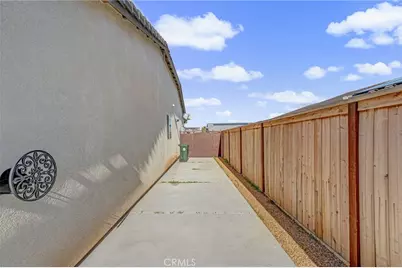11409 Bellevue, Adelanto, CA 92301 - Photo 8