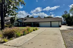 28870 Broken Arrow Cir, Menifee, CA 92584 - Photo 2