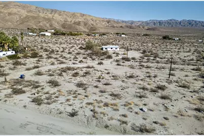 22700 Tamyran, Desert Hot Springs, CA 92241 - Photo 56