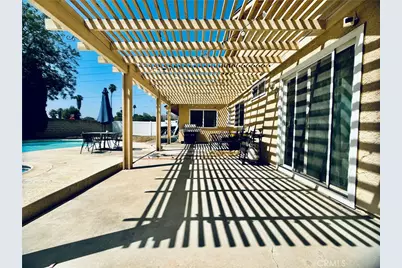 7707 Bolton Avenue, Riverside, CA 92503 - Photo 30