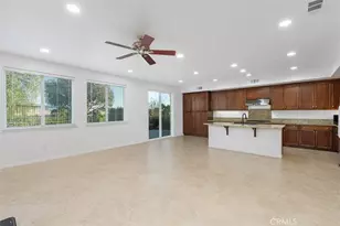 30095 Mickelson, Murrieta, CA 92563 - Photo 10