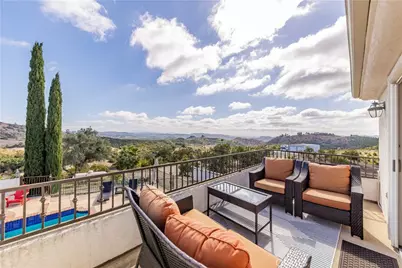 20491 Carancho Rd, Temecula, CA 92590 - Photo 4